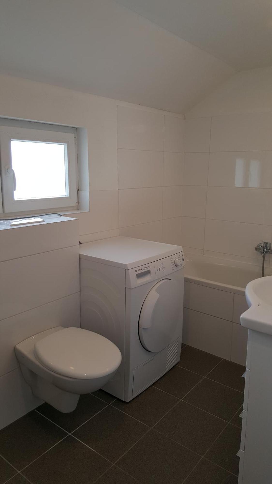 London Apartment *